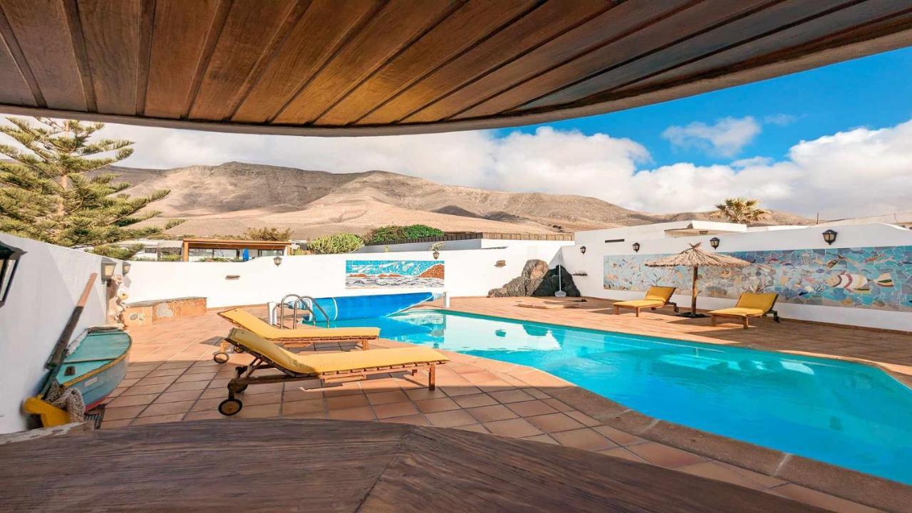 Bungalow Allende Famara Con Piscina Privada Y Ac Bagian luar foto