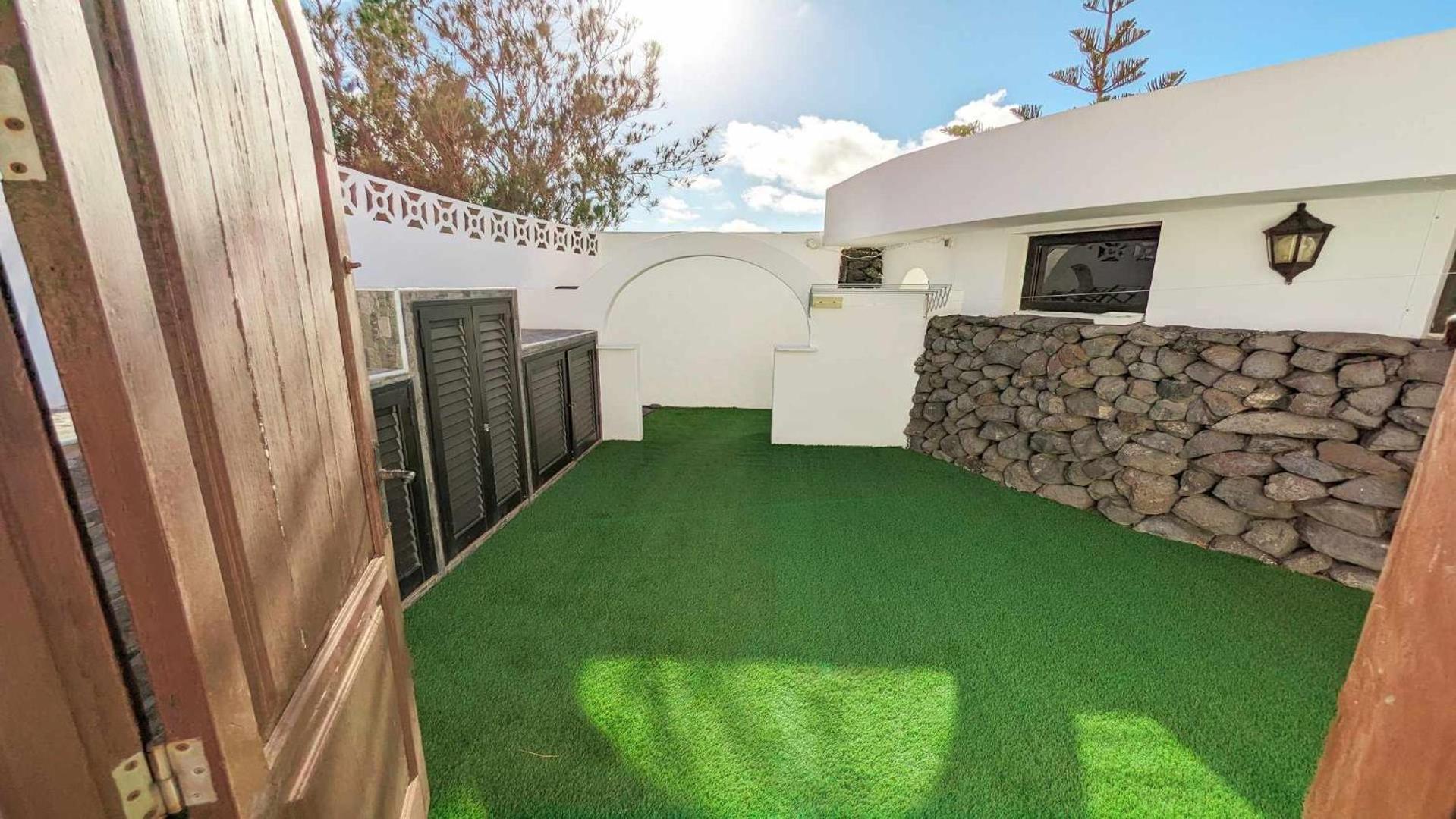 Bungalow Allende Famara Con Piscina Privada Y Ac Bagian luar foto